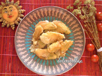 Fiori di zucca ripieni di mozzarella