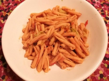 Caserecce con pomodoro e cavolfiore