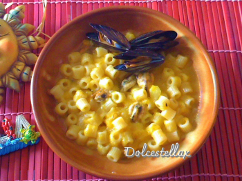 Tubetti rigati con crema di zucca e cozze