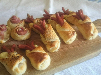 Fagottini con wurstel e formaggio