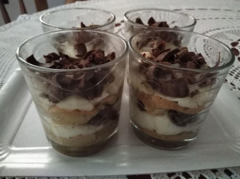 Dessert crema al limone e cioccolato