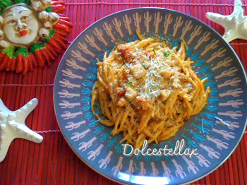 Trofie con sugo di pesce spada e pangrattato tostato alla siciliana