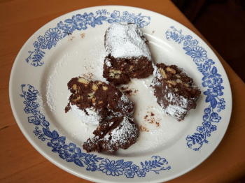 Salame di cioccolato monoporzione con avanzi