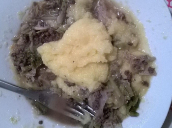 Polenta con carne e verza