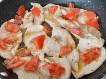 Petti di pollo al pomodoro