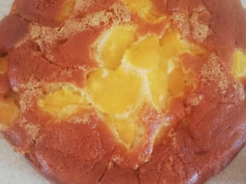 Torta alle pesche