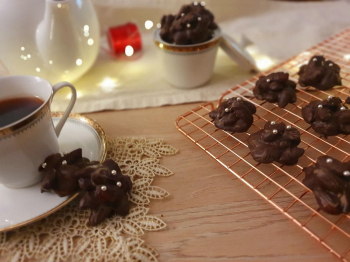 MANDORLE TOSTATE RICOPERTE DI CIOCCOLATO FONDENTE
