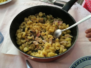 Cellentani con seppioline e cozze