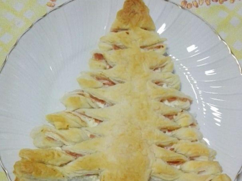 Albero di Natale di pasta sfoglia