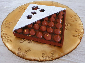 TARTE CON CREMOSO AL CIOCCOLATO FONDENTE E ARANCE AMARE