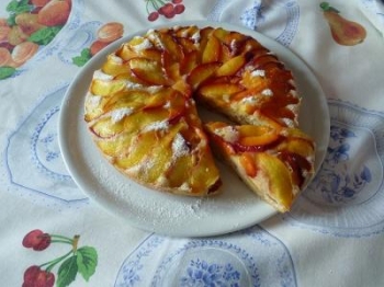 TORTA ALLE PESCHE FRESCHE