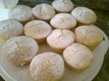 MUFFIN CON IL CUORE DI CREMA PASTICCERA