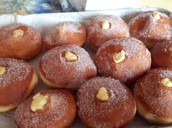 Bomboloni alla crema