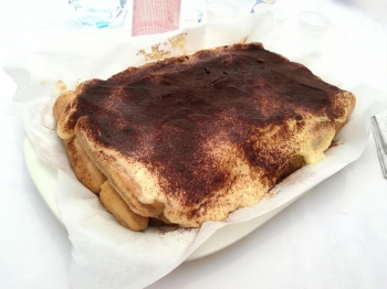 Tiramisù con la ricotta e panna