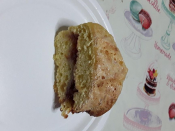 Ciambella ricotta e marmellata di prugne