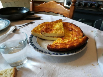 Frittata con la ricotta e mozzarella