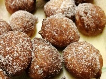 Frittelle con riso e ricotta