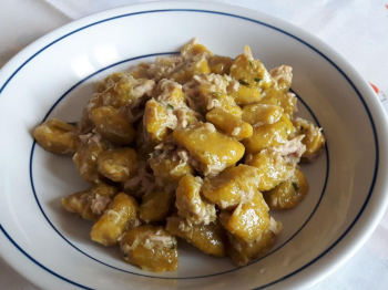 Gnocchi di zucca al tonno e pesto