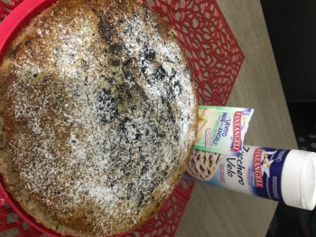 Torta soffice con uova di pasqua e nutella