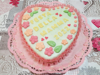 Torta soffice cuor di mele per la Festa della Mamma