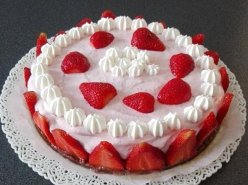Torta fredda alle fragole