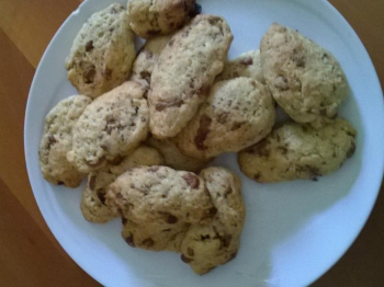 Biscotti con cioccolato (delle uova di Pasqua)