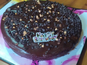 Torta al cioccolato con glassa
