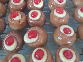 Baba' con crema