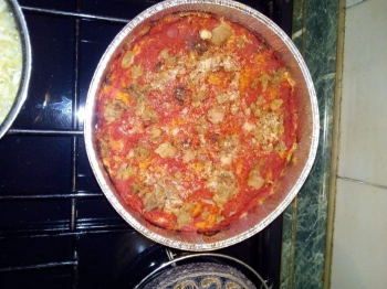 pizza alta al tonno  e parmigiano