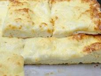 Focaccia ai formaggi