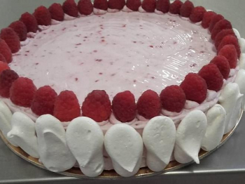 Cheesecake yogurt e lamponi