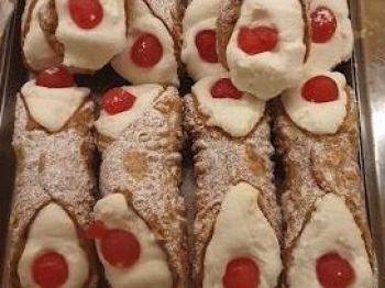 Cannoli di ricotta
