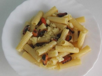 Pasta con crema di patate e cozze