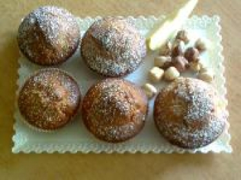 MUFFIN MELE E NOCCIOLE