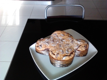 COLOMBA CON GOCCE DI CIOCCOLATO