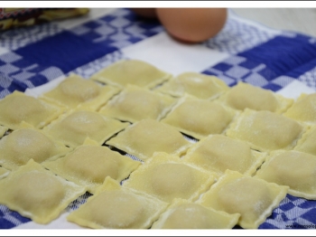TORTELLONI DI ZUCCA CON GORGONZOLA E NOCI