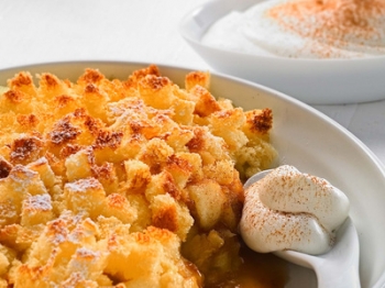 CRUMBLE di mele e pandoro alla cannella