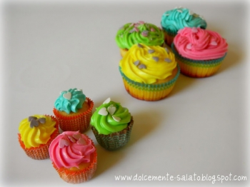 Cupcakes con frosting al formaggio