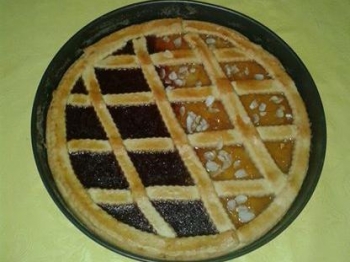 Crostata alle mandorle con marmellata di prugne ( di Sacre)