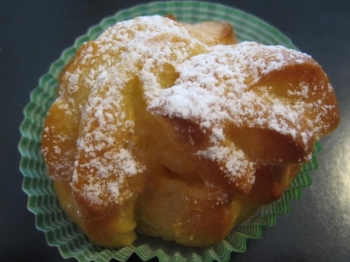 Bignè con panna e nutella