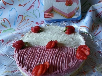 Torta Fragola e panna Cameo