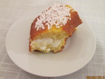 ciambella yogurt e crema di latte