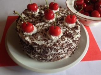 Torta alle ciliegie della Foresta Nera