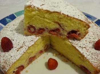 Torta alla vaniglia e lamponi