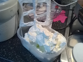 gelato allo yogurt greco
