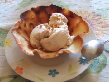 Gelato di nocciole