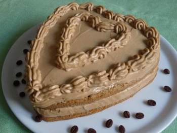 Cuore al caffè con crema al mascarpone e latte condensato