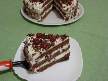 Torta della foresta nera senza lievito