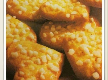 Cuoricini con granella di zucchero