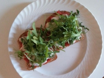 Pizza di pane